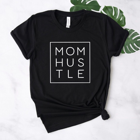 Gildan Tops - Mom hustle